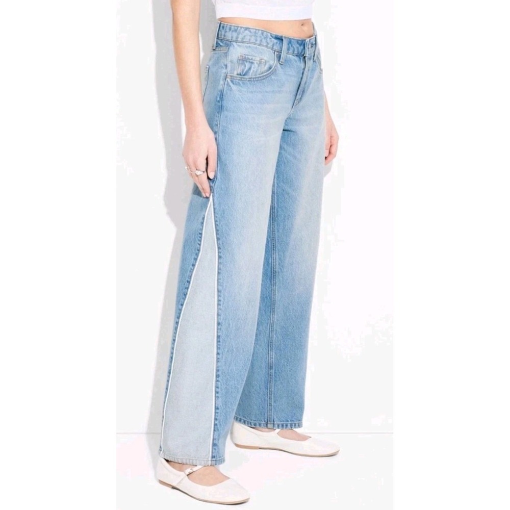 Wild Fable Mid Rise 90s Relaxed Straight Medium Wash Denim Jeans Womens Size 12